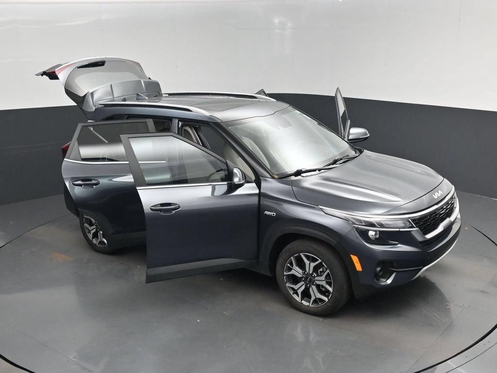 Certified 2023 Kia Seltos EX AWD/4WD image 19