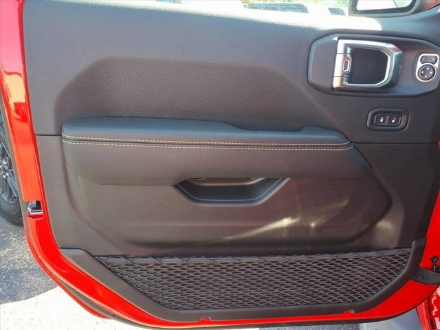 New 2025 Jeep Gladiator Sport image 7