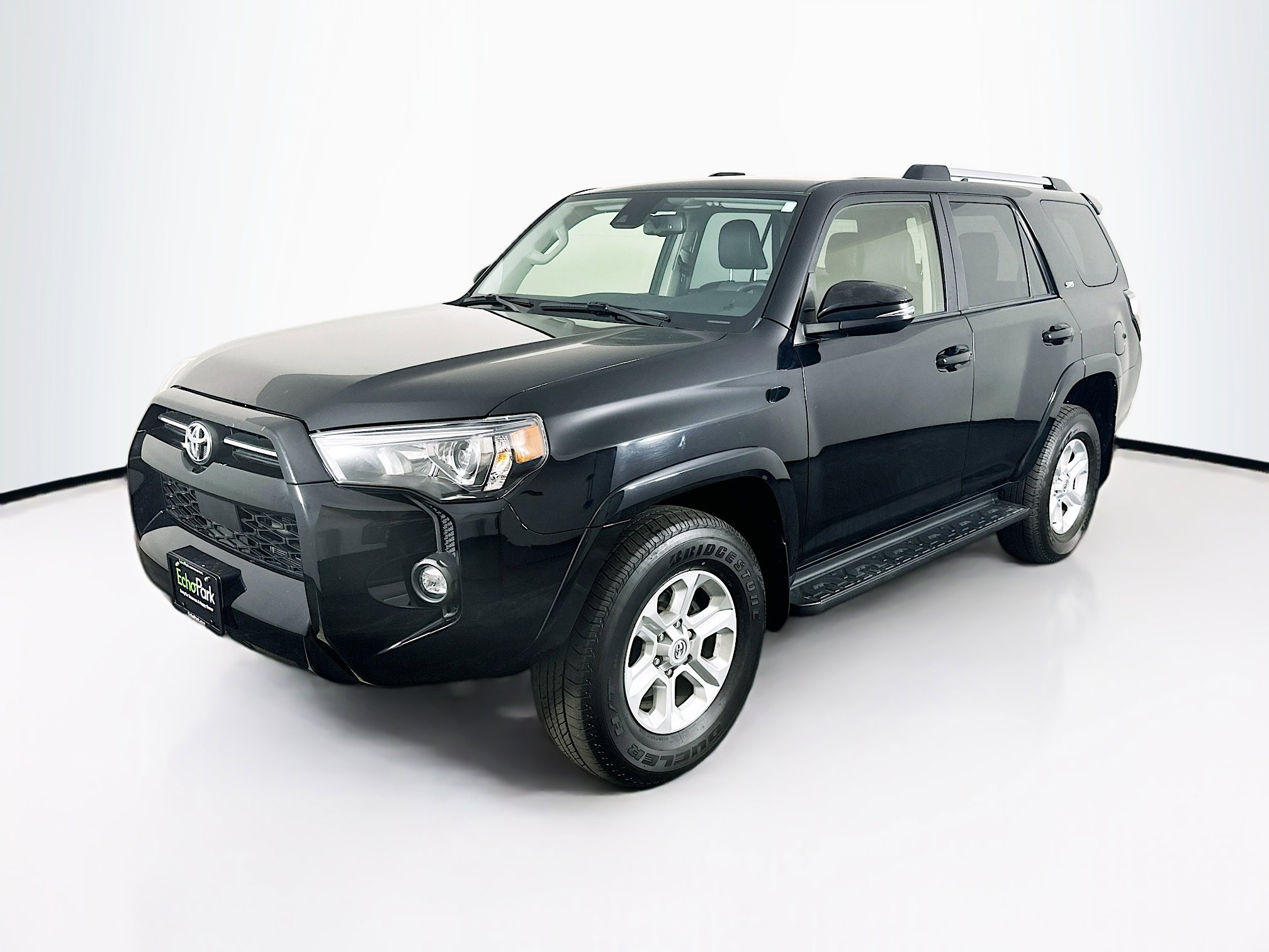 Used 2024 Toyota 4Runner SR5 Premium image 3