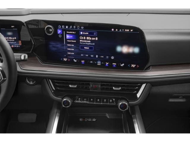 Used 2025 Chevrolet Suburban Z71 AWD/4WD image 12