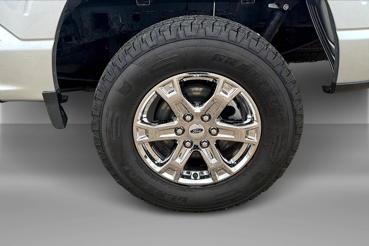 Used 2023 Ford F150 XLT w/ Equipment Group 302A High AWD/4WD image 9