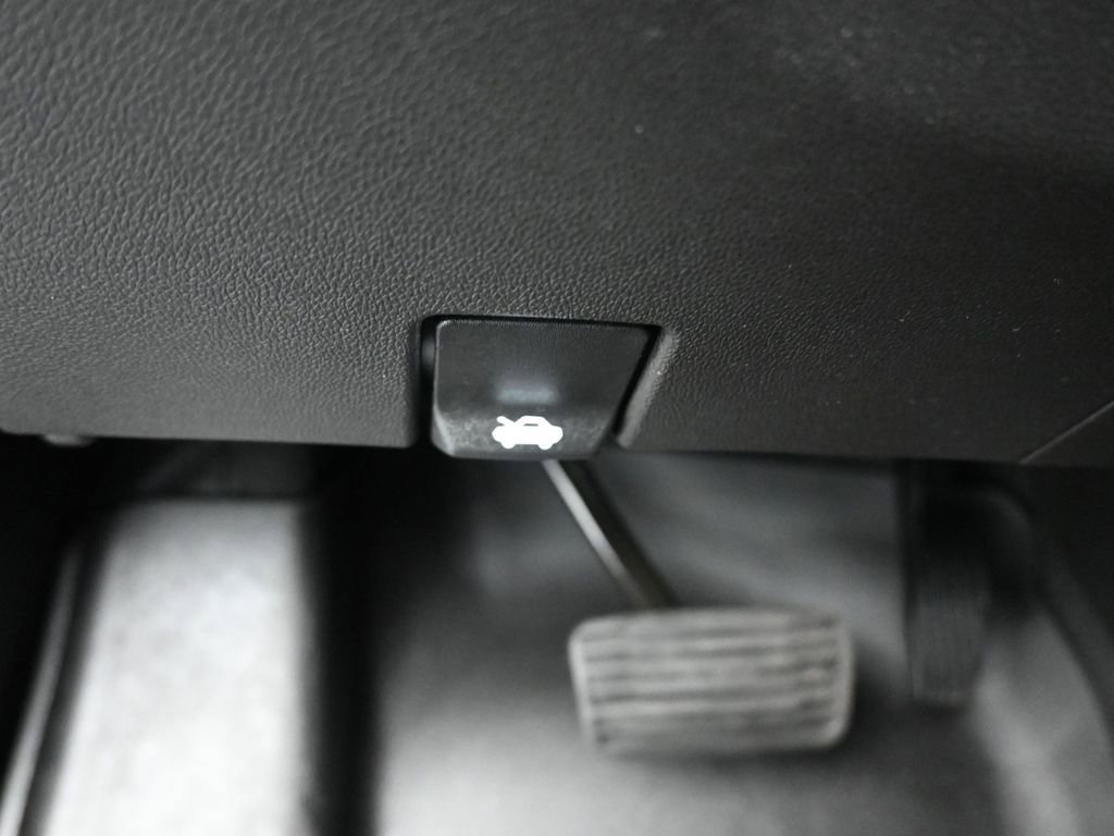 Used 2025 Chevrolet Silverado 2500 High Country image 35