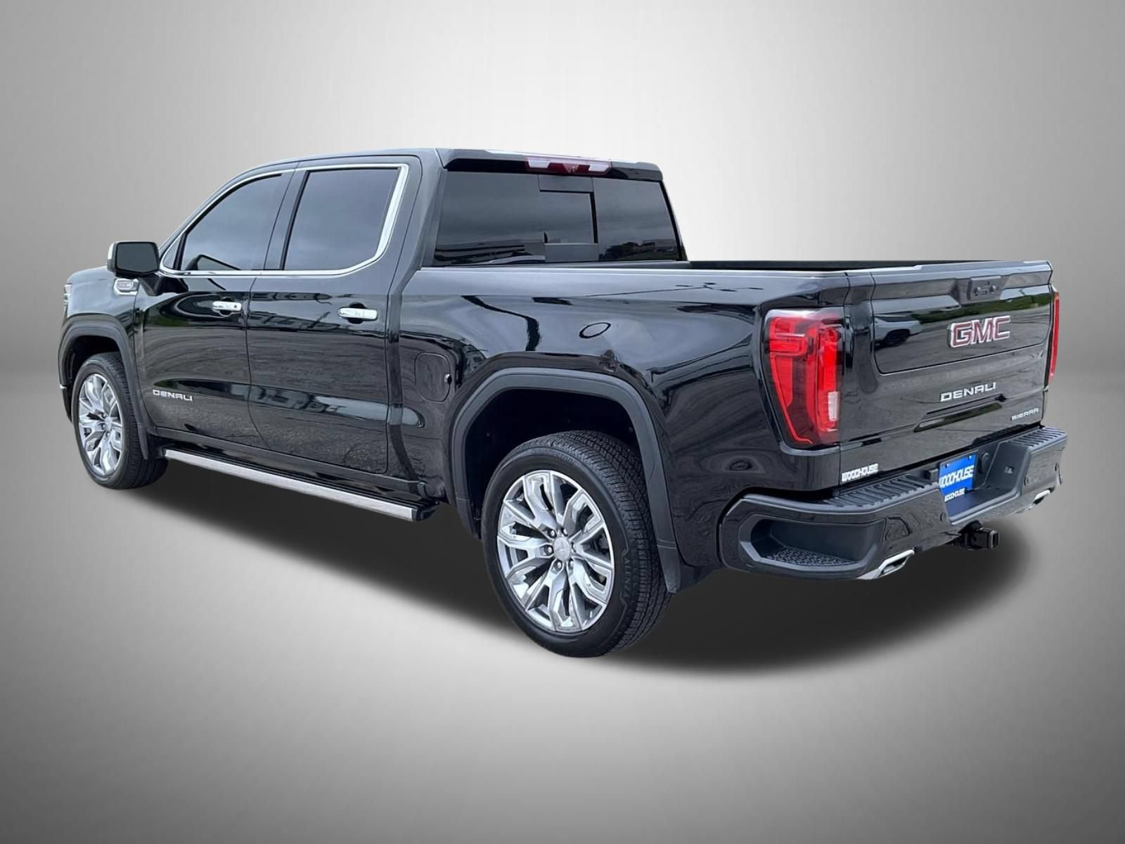 Certified 2026 GMC Sierra 1500 Denali w/ Denali Reserve Package AWD/4WD image 9