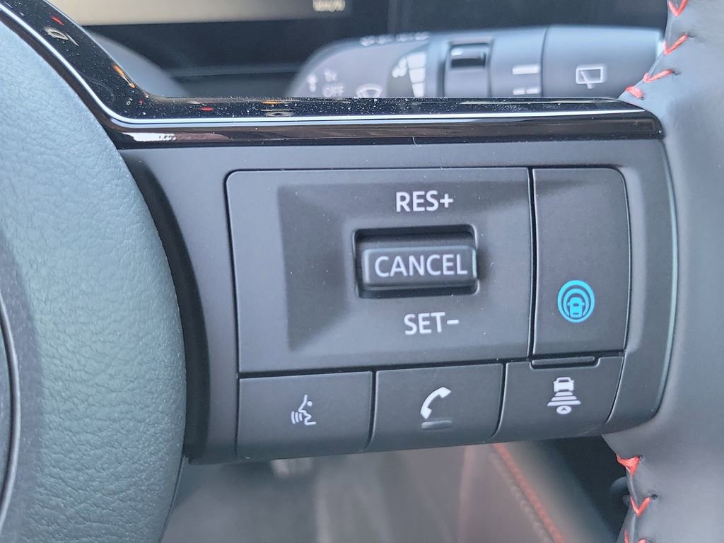 New 2026 Nissan Kicks SR w/ Cold Weather Package image 6