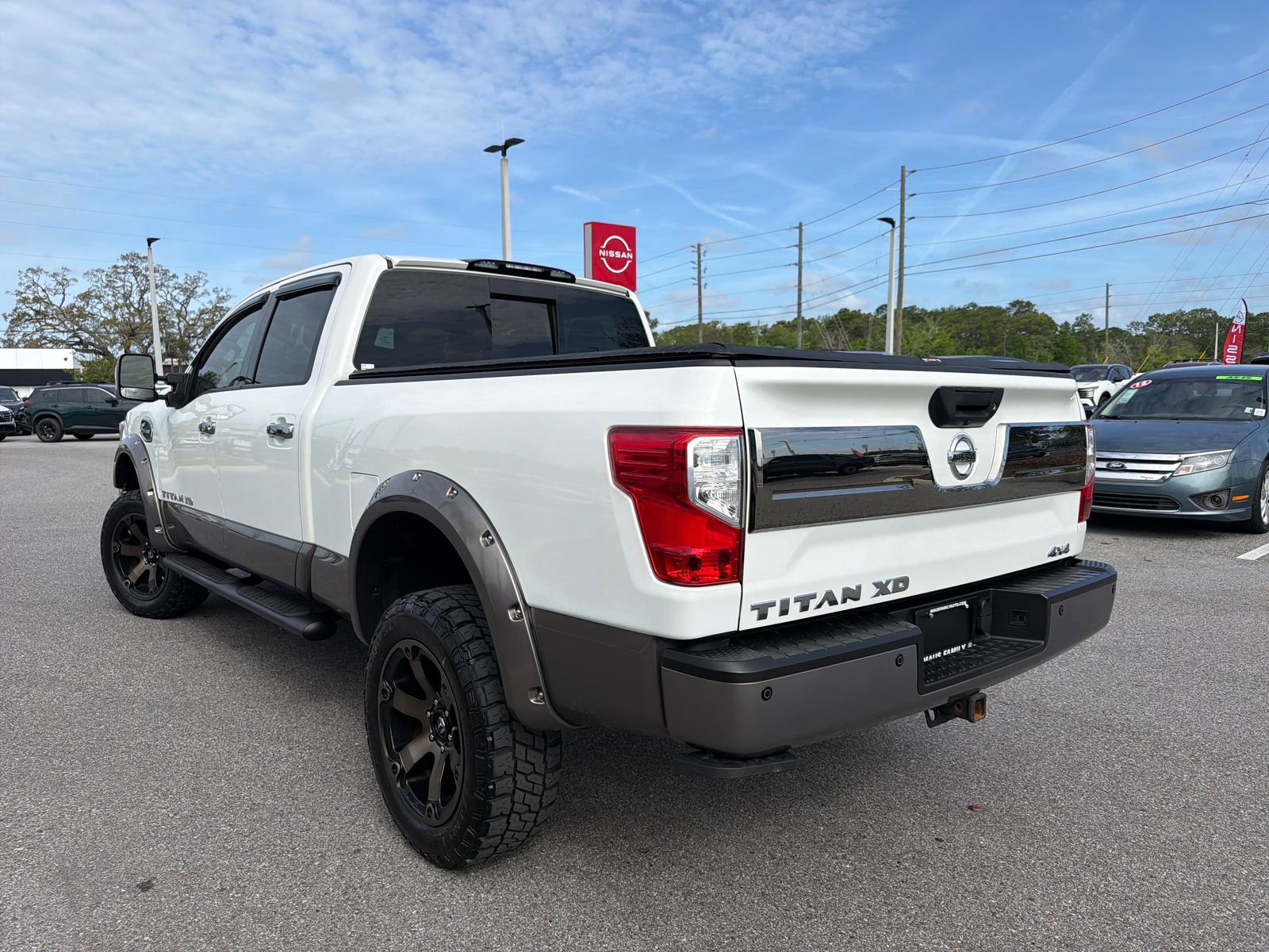 Used 2019 Nissan Titan Platinum Reserve w/ Platinum Utility Package AWD/4WD image 5