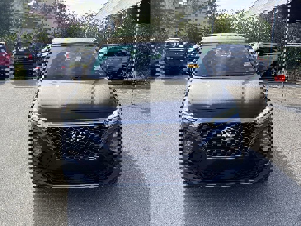 Used 2019 Hyundai Santa Fe SEL FWD image 3