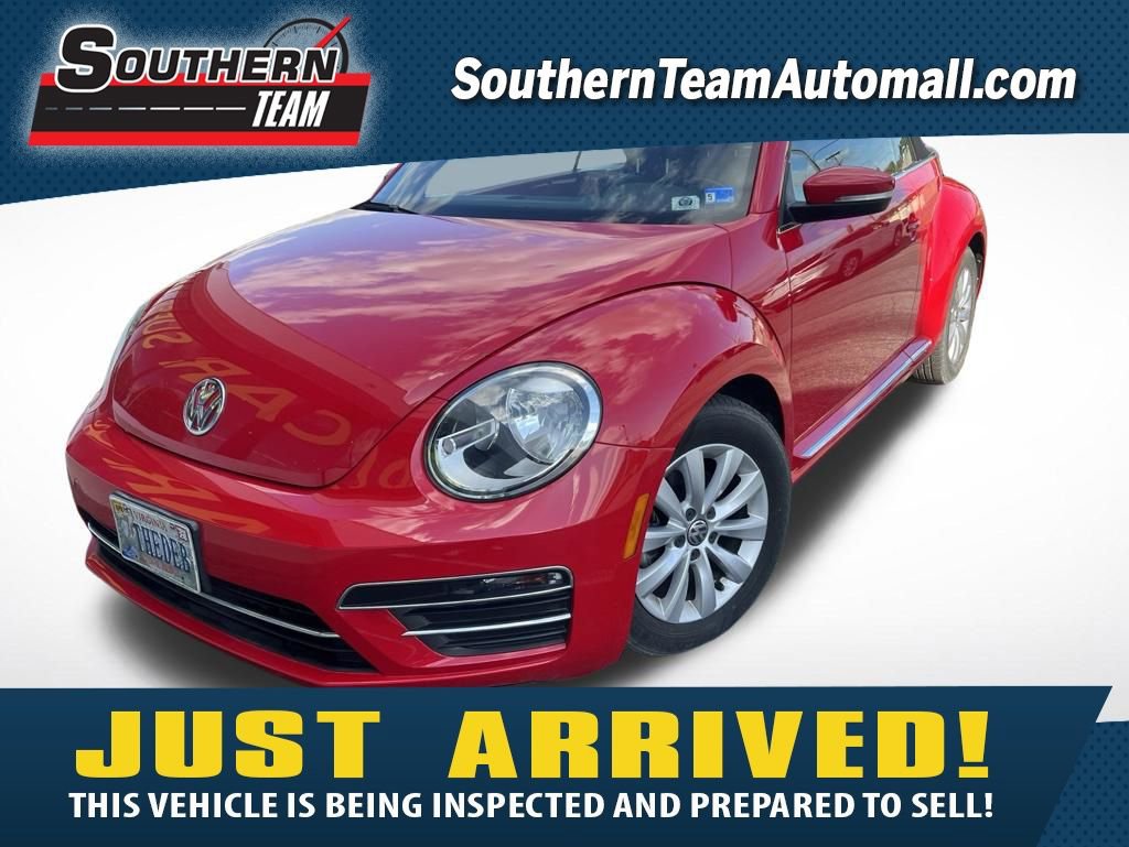 Used 2017 Volkswagen Beetle 1.8T S FWD image 1
