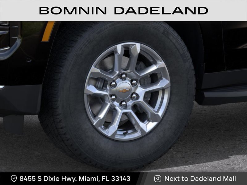 New 2026 Chevrolet Suburban LT RWD image 9