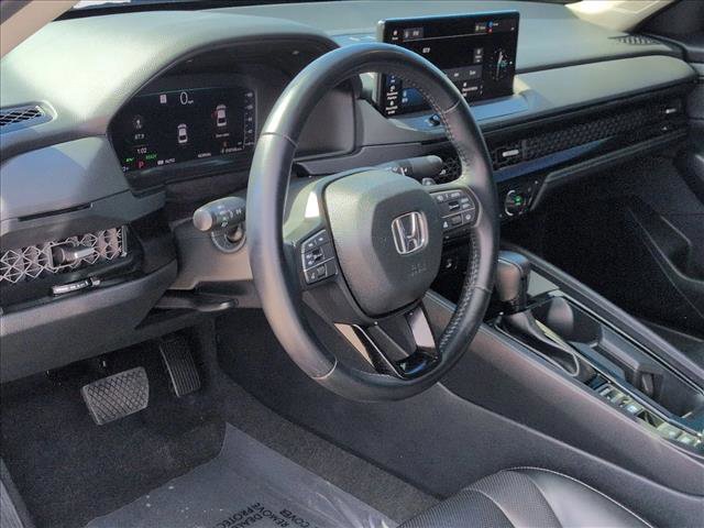 Used 2024 Honda Accord EX-L image 10