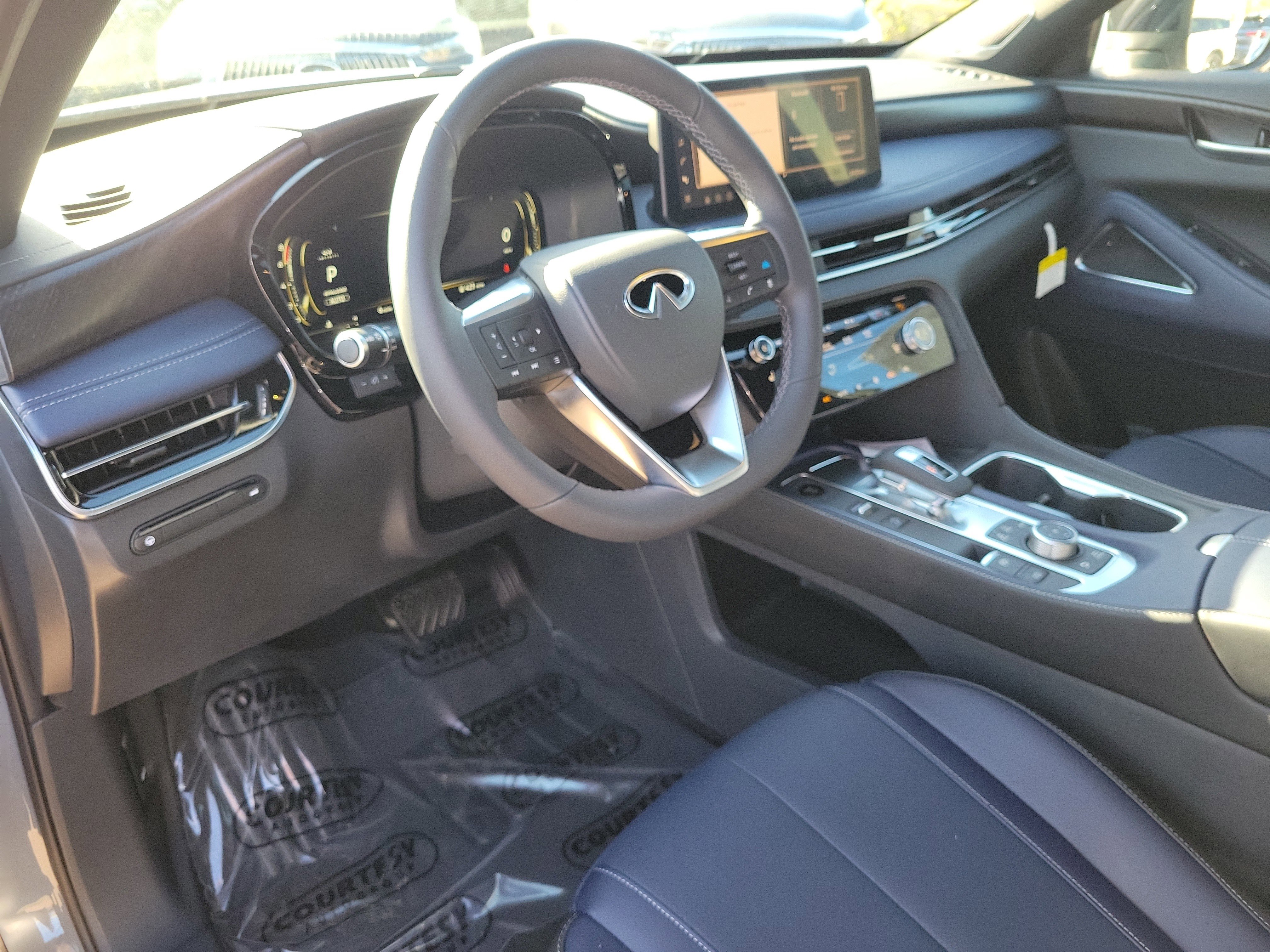 New 2026 INFINITI QX60 Sport w/ Dark Cargo Package image 20