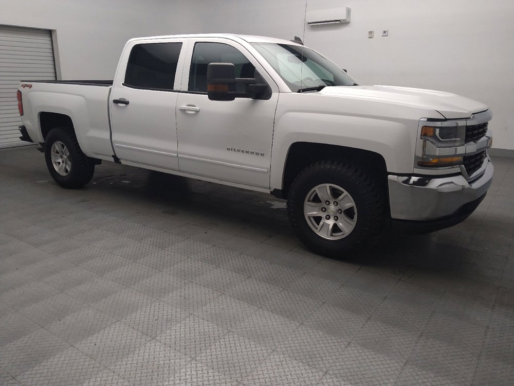 Used 2018 Chevrolet Silverado 1500 LT w/ Trailering Package AWD/4WD image 11