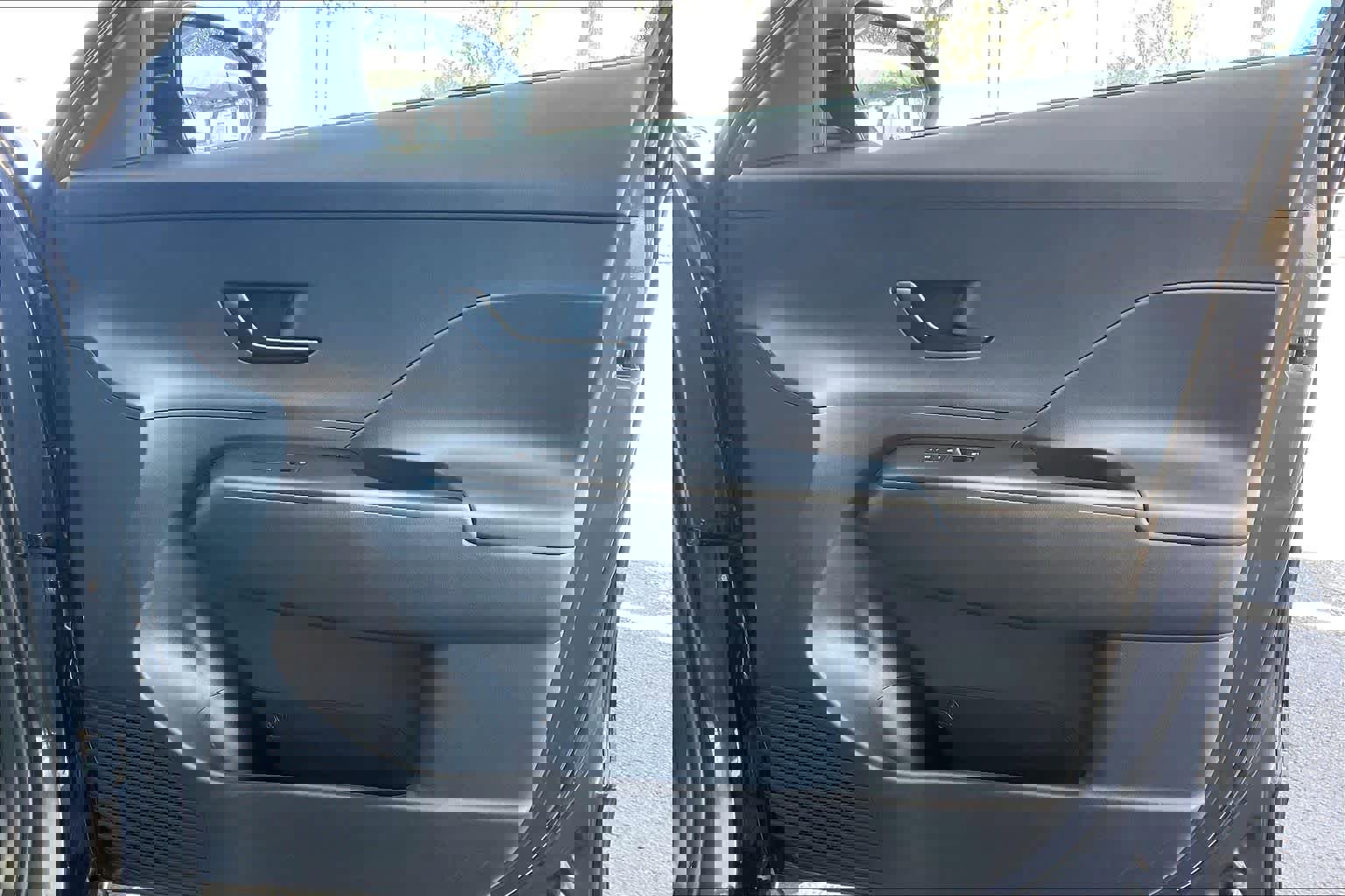 Certified 2024 Hyundai Kona SEL image 20