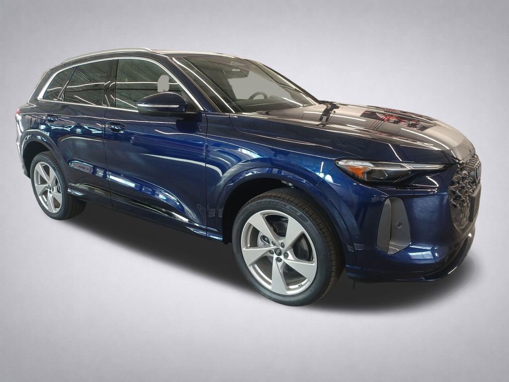 New 2025 Audi Q5 Premium Plus AWD/4WD 360° Tour