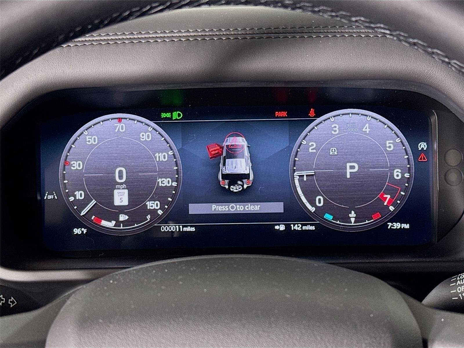 New 2026 Land Rover Defender 110 X-Dynamic SE AWD/4WD image 13