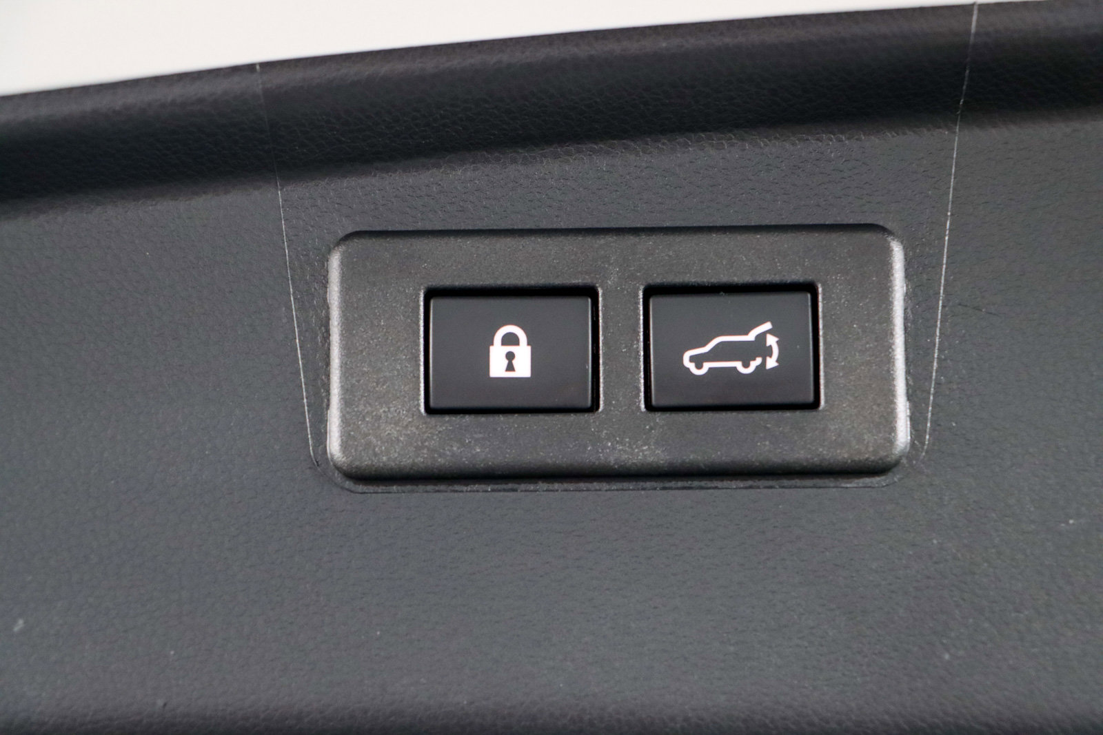 Used 2023 Subaru Outback Limited AWD/4WD image 30