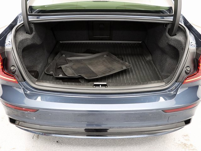 Used 2023 Volvo S60 B5 Plus w/ Climate Package image 26