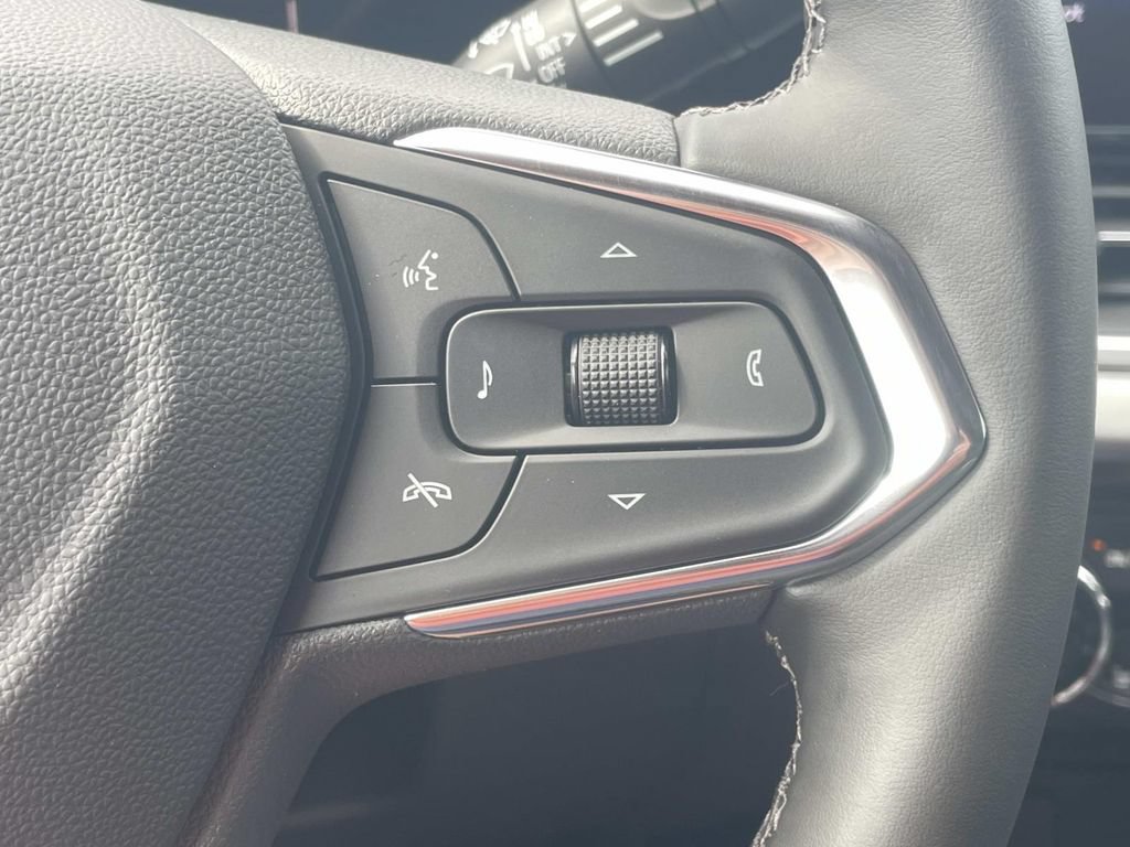 New 2026 Chevrolet Trax LT w/ Driver Confidence Package FWD image 25