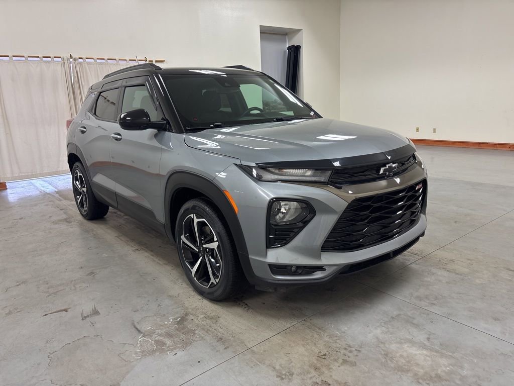 Used 2023 Chevrolet TrailBlazer RS w/ Convenience Package image 2