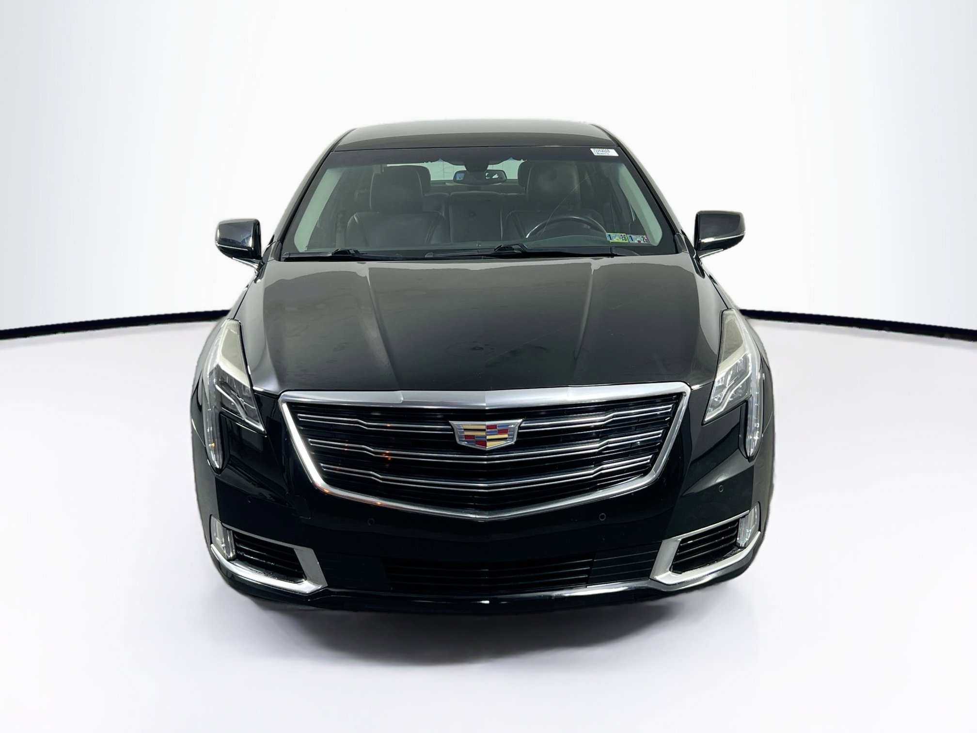 Used 2018 Cadillac XTS Luxury image 2