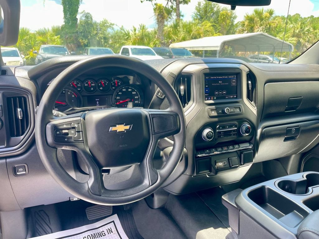Used 2026 Chevrolet Silverado 1500 Custom RWD image 12