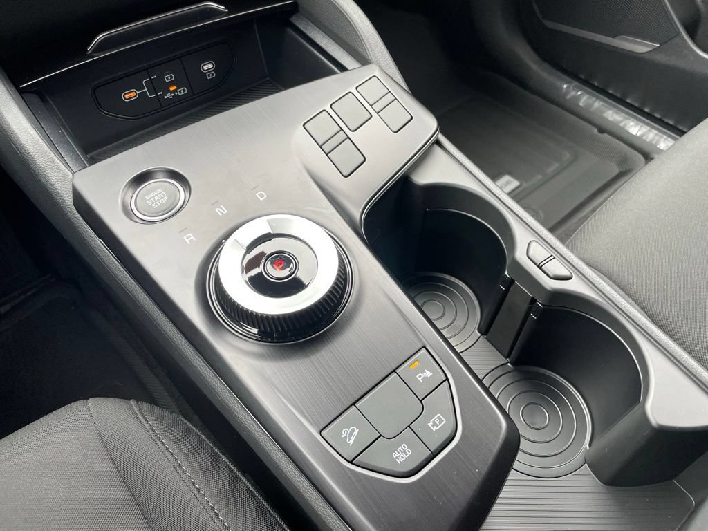 New 2026 Kia Sportage LX FWD image 16