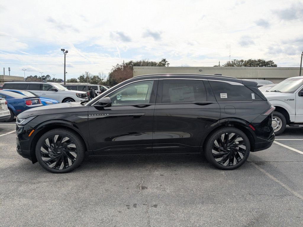 New 2026 Lincoln Nautilus Black Label w/ Jet Appearance Package image 7