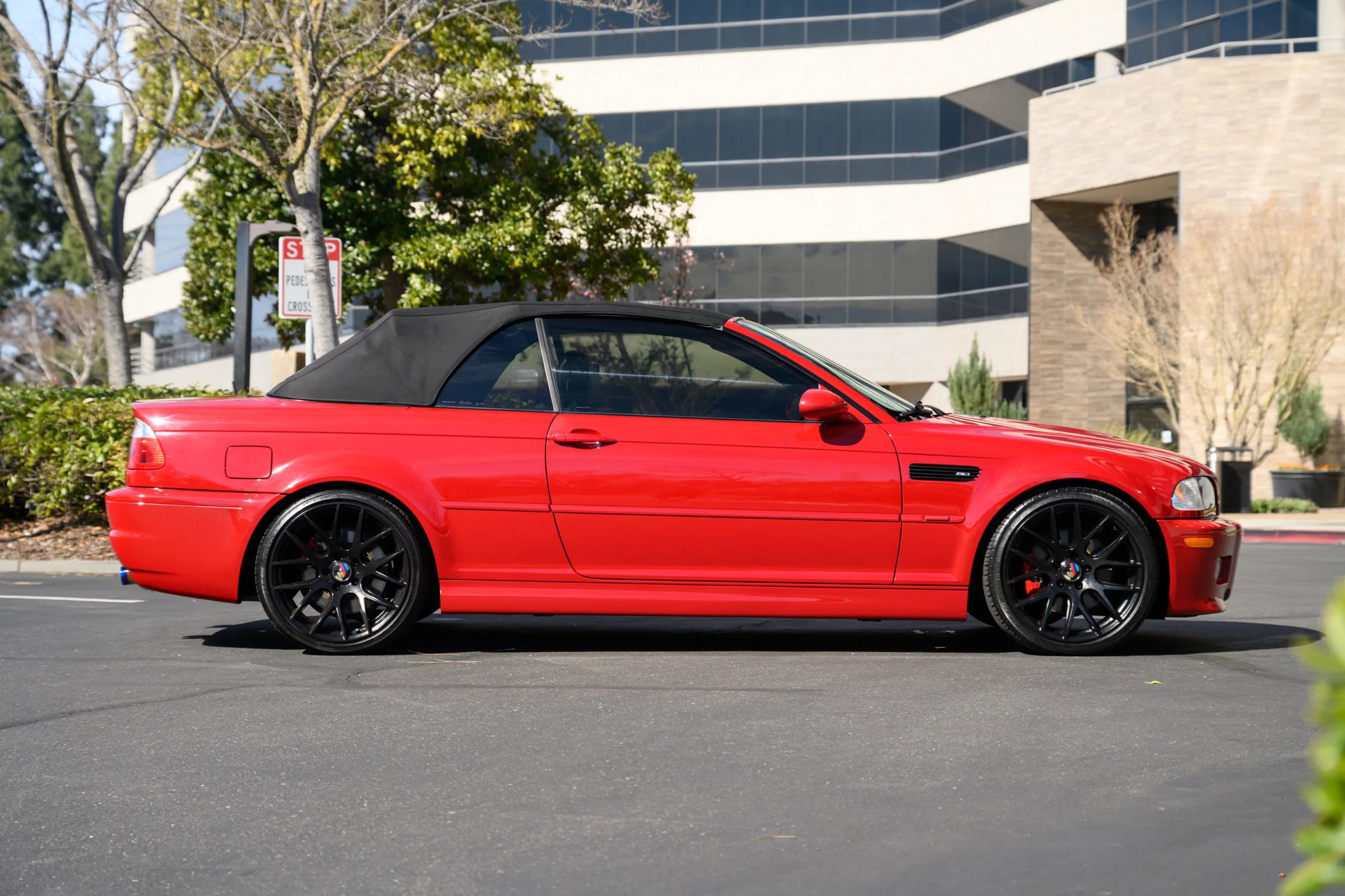 Used 2006 BMW M3 Convertible 2D image 9