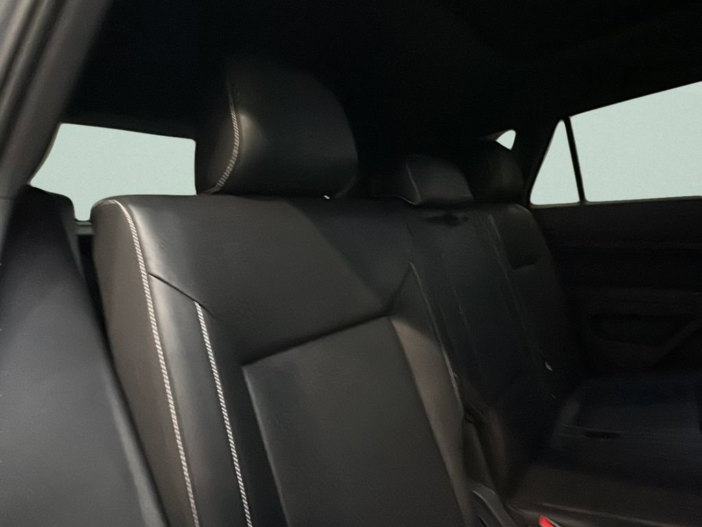 Used 2020 Volkswagen Atlas Cross Sport SEL AWD/4WD image 16