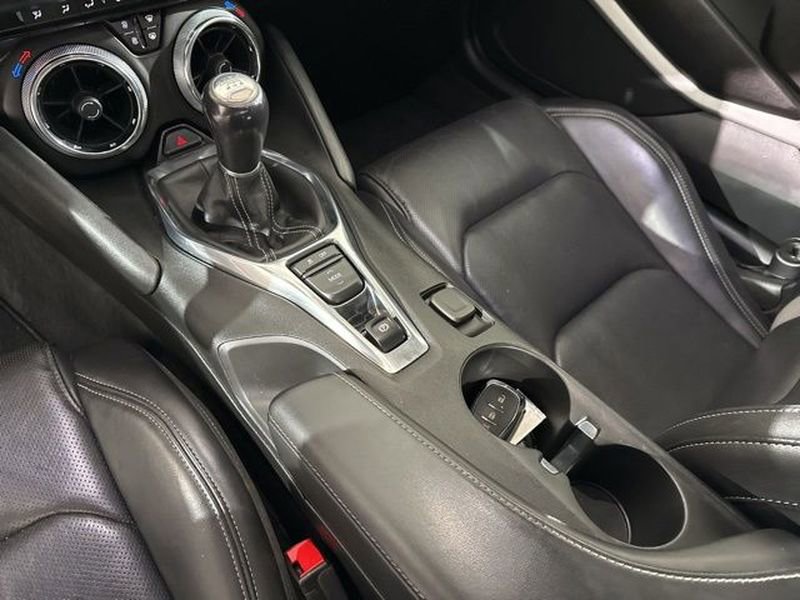 Used 2019 Chevrolet Camaro LT image 17