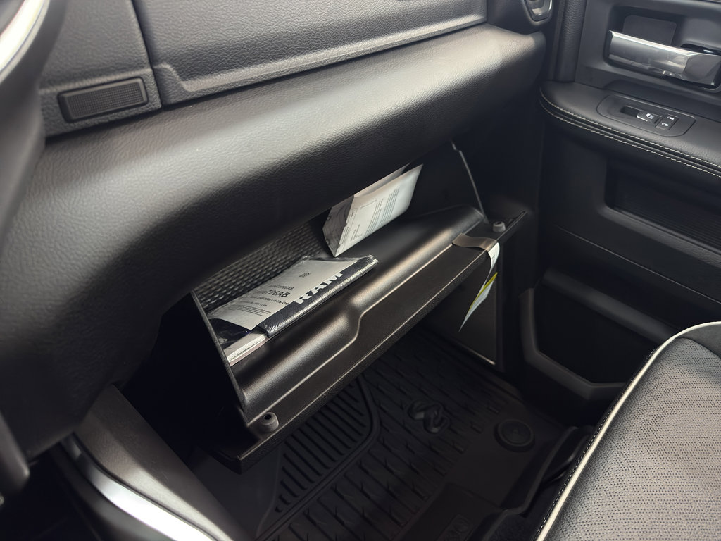 New 2025 RAM 2500 Laramie image 31