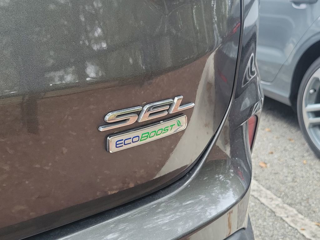 Used 2019 Ford Edge SEL w/ Equipment Group 201A image 16