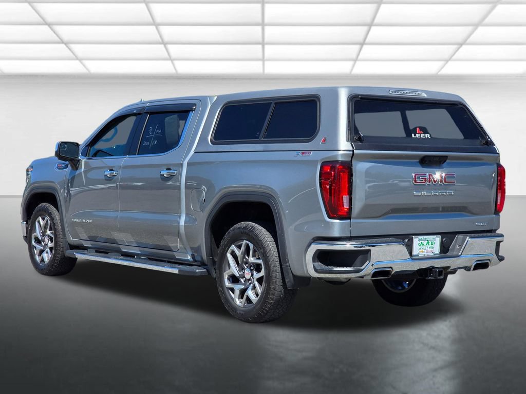 Used 2023 GMC Sierra 1500 SLT w/ SLT Premium Package AWD/4WD image 15