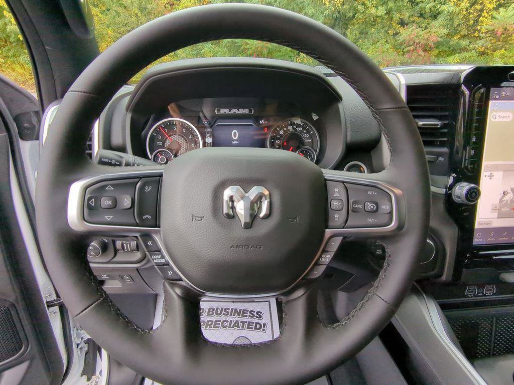 New 2026 RAM 1500 Big Horn AWD/4WD image 12