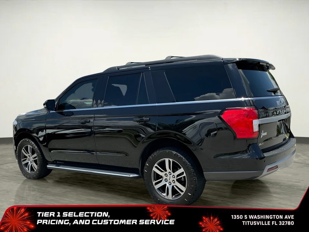 Used 2023 Ford Expedition XLT RWD image 4