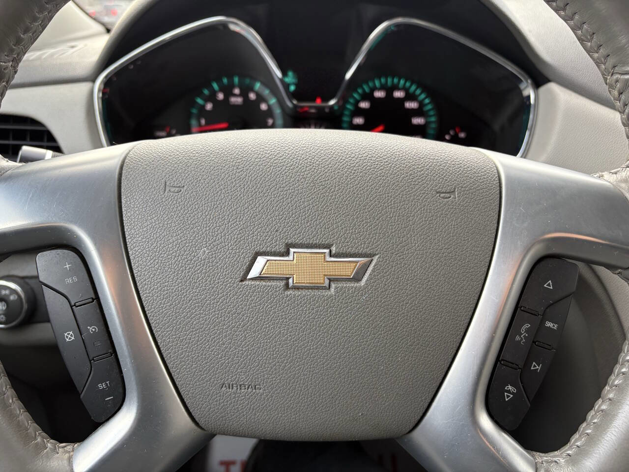 Used 2017 Chevrolet Traverse LT w/ Style and Technology Package image 35
