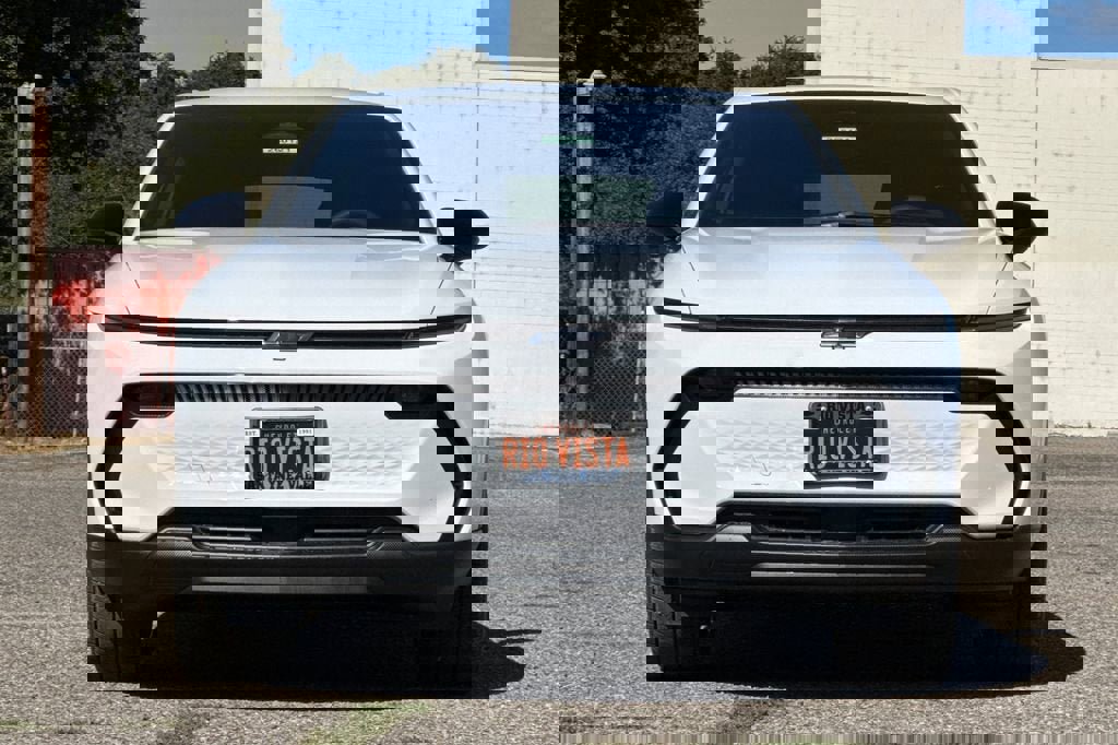 New 2026 Chevrolet Equinox EV LT w/ LPO, Blackout Package image 9