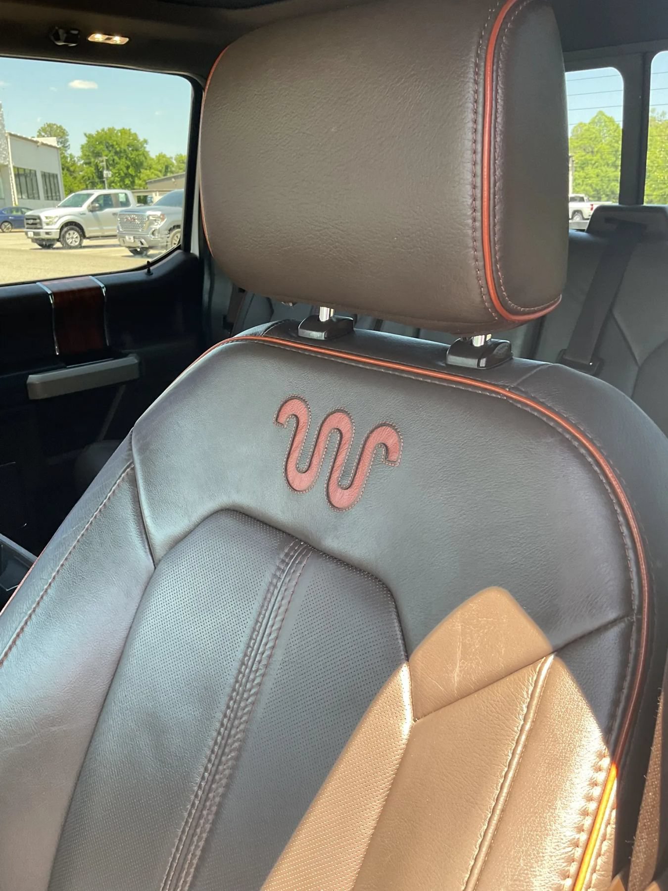 Used 2015 Ford F150 King Ranch w/ FX4 Off-Road Package AWD/4WD image 34