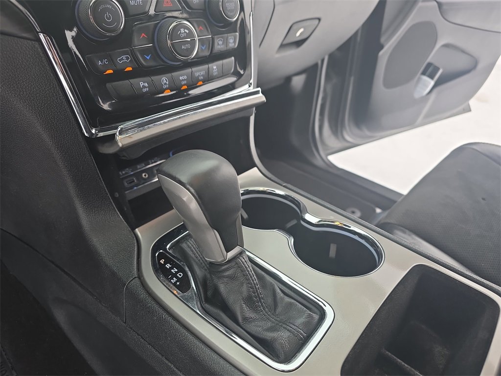 Used 2020 Jeep Grand Cherokee Altitude image 25