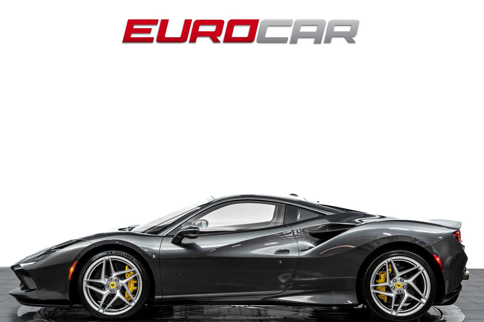 Used 2021 Ferrari F8 Tributo RWD image 2