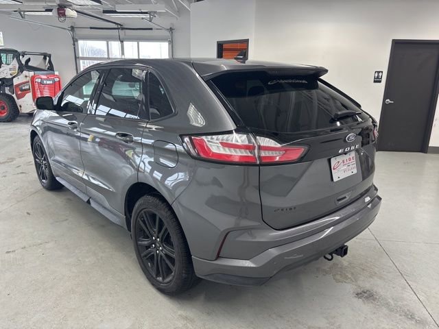 Used 2023 Ford Edge ST-Line w/ Class II Trailer Tow Package AWD/4WD image 8