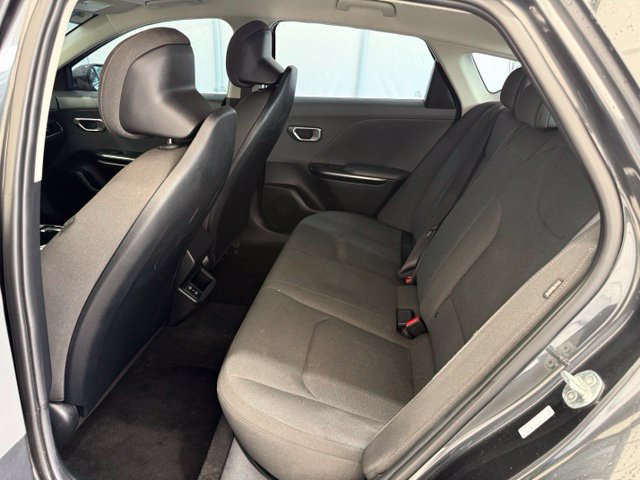 Used 2025 Kia K4 FWD image 16