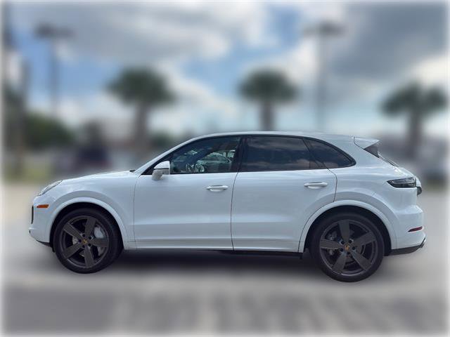 Used 2021 Porsche Cayenne Turbo image 4
