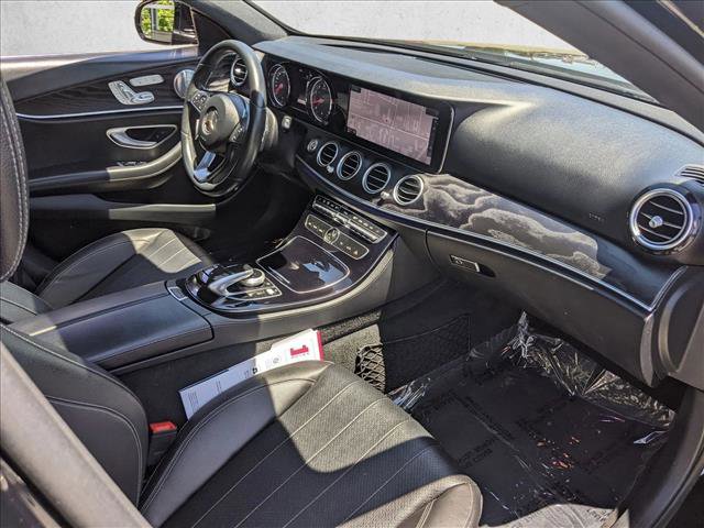 Used 2017 Mercedes-Benz E 300 image 21