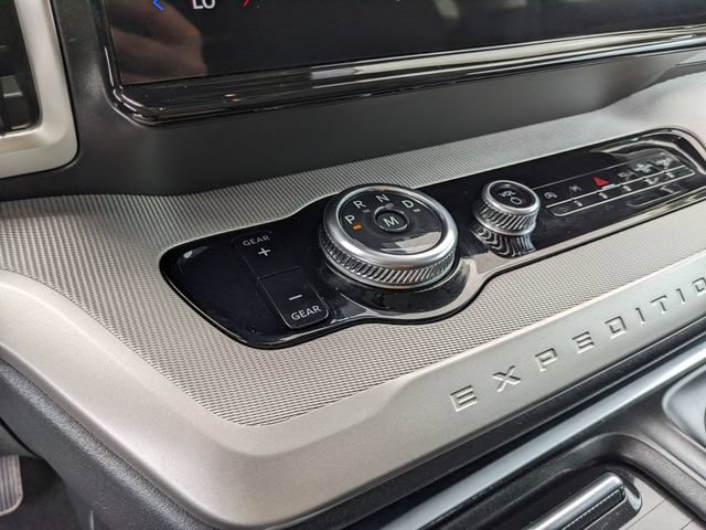 Certified 2025 Ford Expedition Max Active RWD image 25