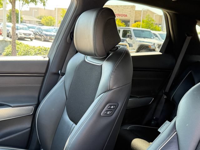 Used 2025 Genesis GV70 3.5T Sport AWD/4WD image 14