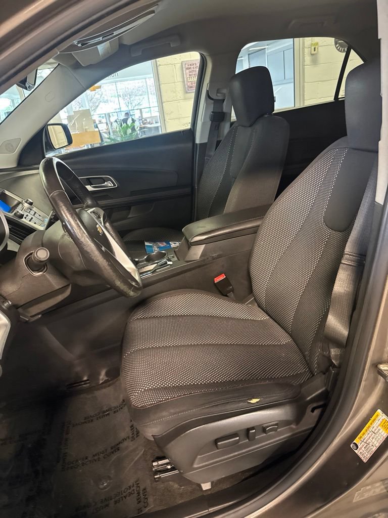 Used 2011 Chevrolet Equinox LT w/ Driver Convenience Package FWD image 7