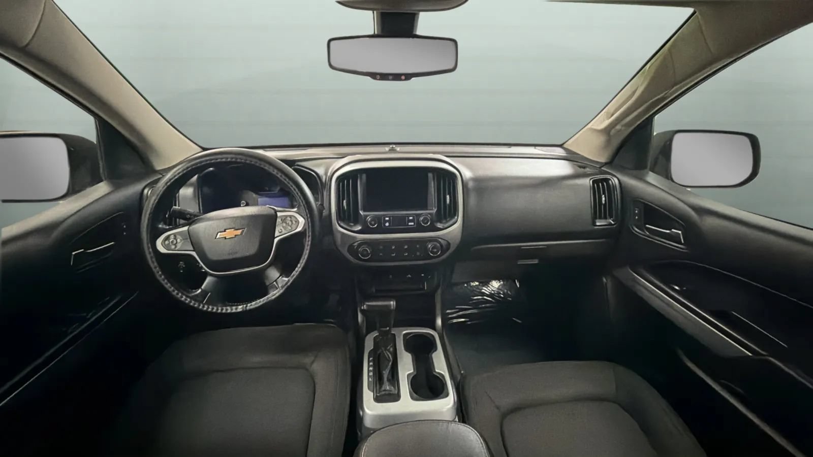 Used 2020 Chevrolet Colorado LT w/ LT Convenience Package AWD/4WD image 9