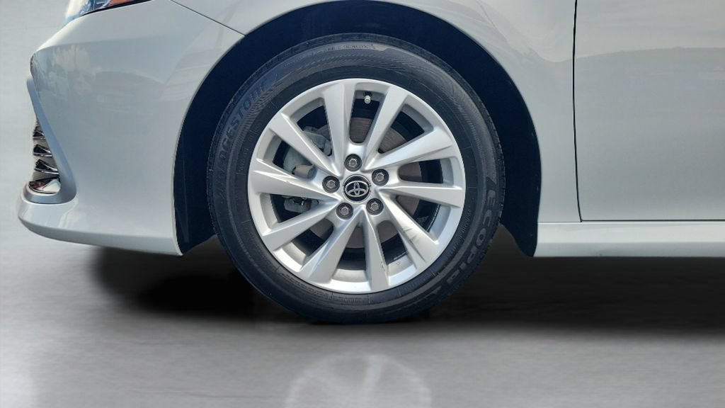 Used 2023 Toyota Camry LE w/ Convenience Package FWD image 28