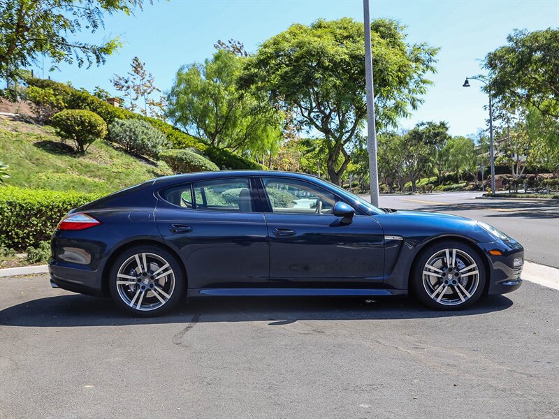Used 2012 Porsche Panamera image 6
