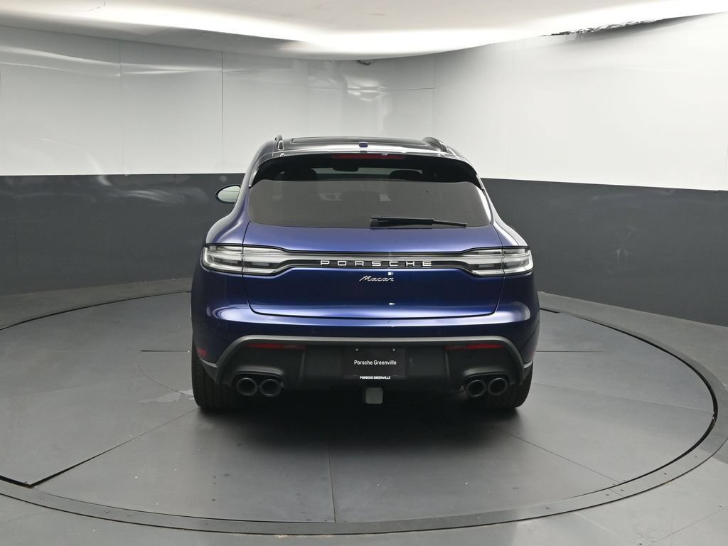 Used 2025 Porsche Macan AWD/4WD image 25